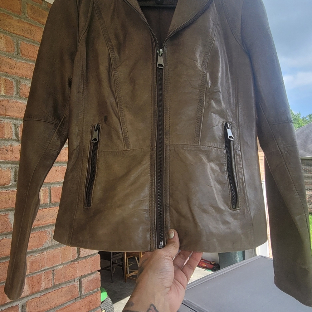 Marc New York Andrew Marc gently worn and stillI love - Picture 6 of 7